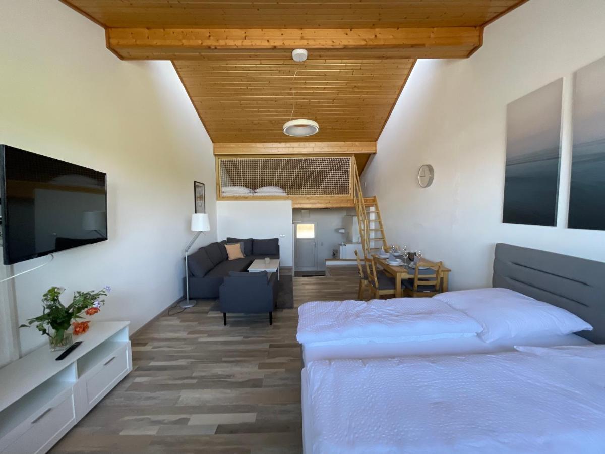 Sweet Rooms Bubesheim Exterior foto